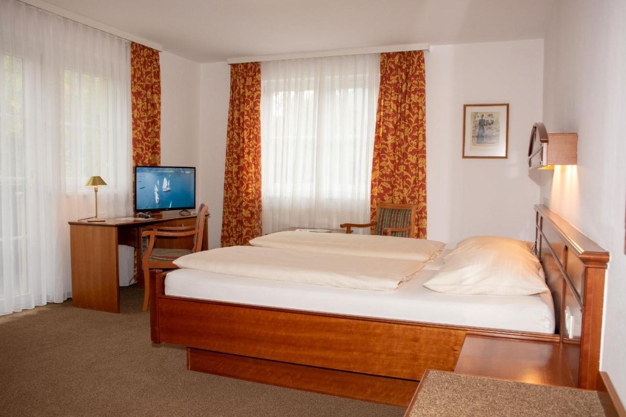Landhotel Post Ebensee Am Traunsee ***S Ngoại thất bức ảnh